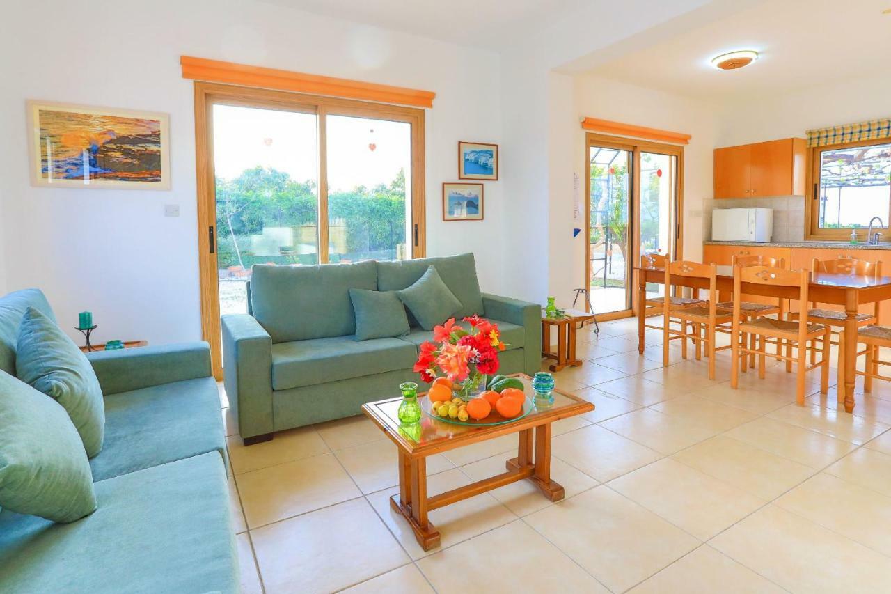 Villa Athina Finiki *